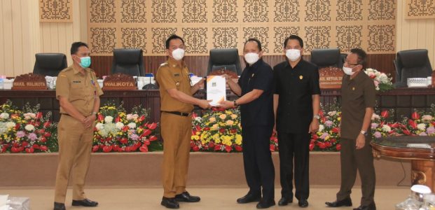 5 Bulan Direnovasi, DPRD Kota Tomohon Gelar Paripurna di Ruang Sidang Baru 5 Bulan Direnovasi, DPRD Kota Tomohon Gelar Paripurna di Ruang Sidang Baru
