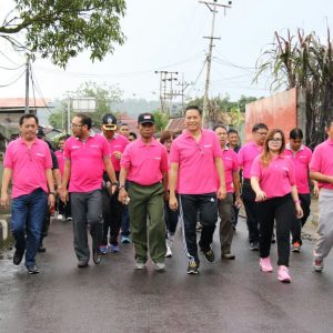 24 feb Peringati HUT Satpol-PP, Linmas dan Damkar, Pemkot Tomohon Gelar Jalan Sehat