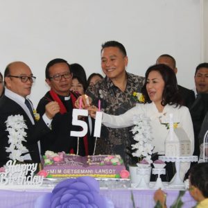 Eman Ajak Masyarakat Lakukan Pencegahan DBD di HUT Jemaat GMIM Getsemani Lansotc