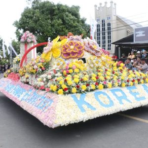 float 111
