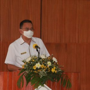 Walikota Tomohon Jimmy F Eman SE Ak CA saat membawakan sambutan.