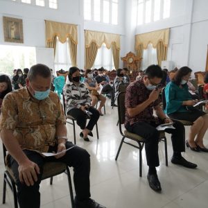 Ibadah perayaan Pra Natal Diskominfo Kota Tomohon.