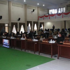 Rapat Paripurna yang dihadiri oleh para Anggota DPRD Kota Tomohon