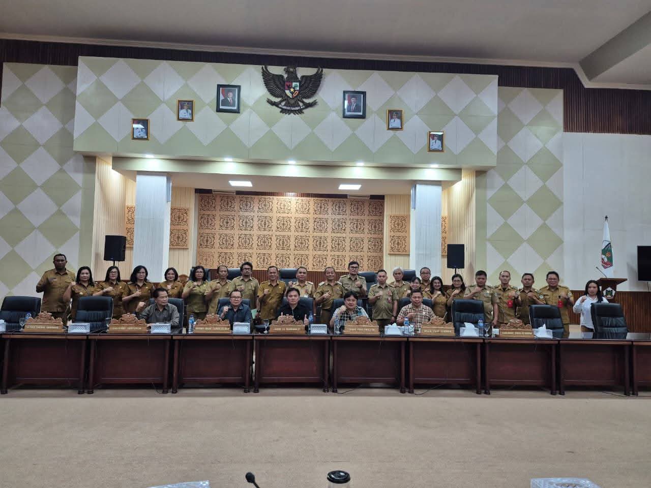 Komisi II DPRD Tomohon Gelar Rapat Dengar Pendapat Dengan Beberapa SKPD Terkait Alih Fungsi Lahan
