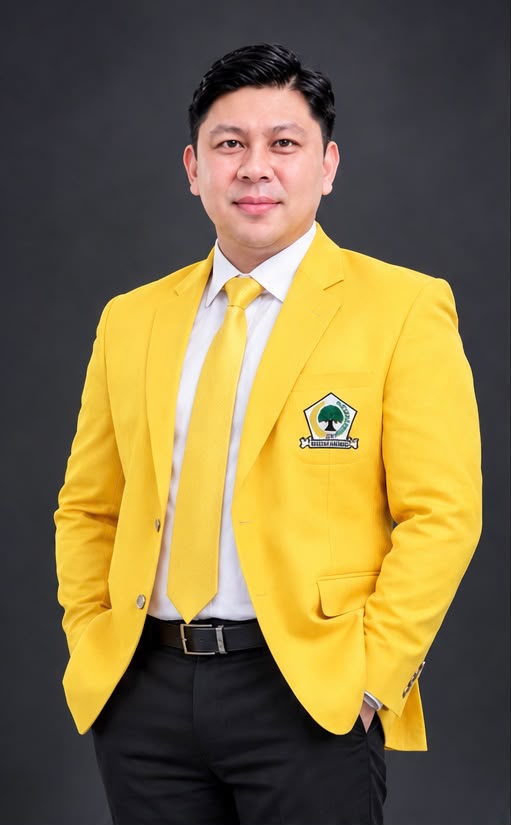 Plt Ketua Golkar Kota Tomohon, Ruby Rumpesak
